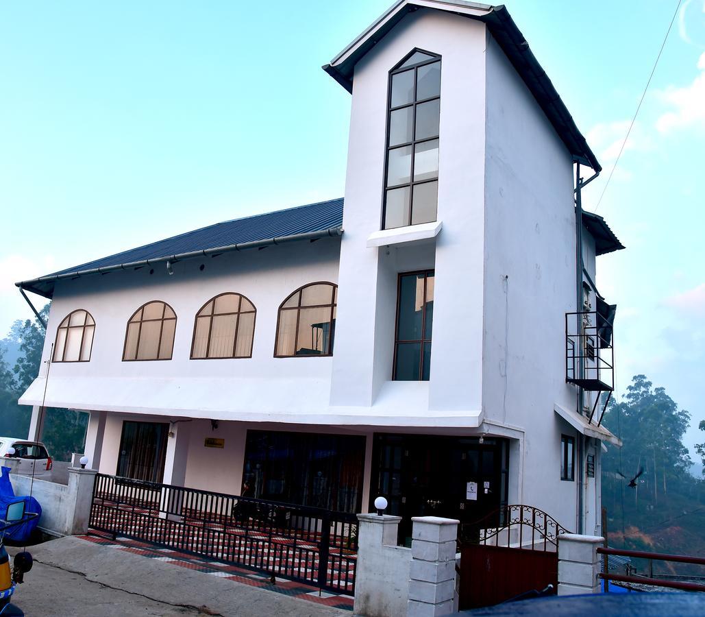 Natura Inn Munnar Buitenkant foto